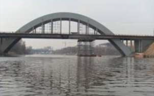 Ж/д мост через канал им. Москвы на 633 км линии С.Петербург – Москва