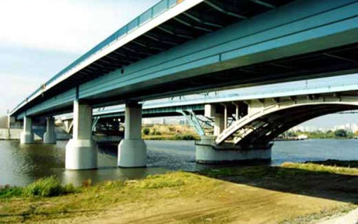 Автодорожный мост МКАД через реку Москву у п. Беседы